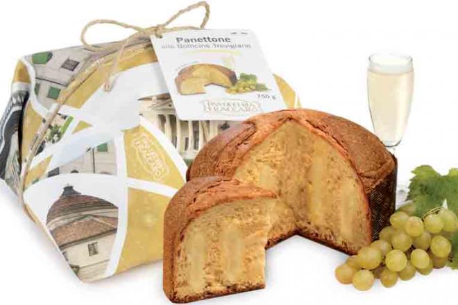 Panettone with Treviso Sparkling Wine - Hand wrapped Line